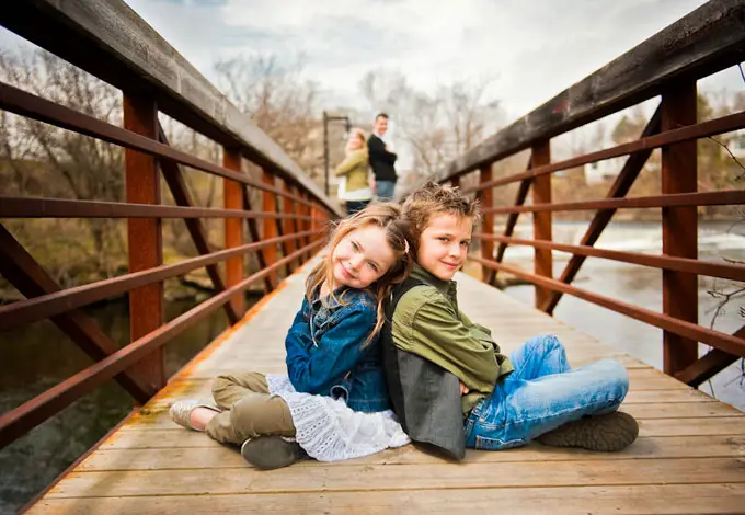 Family Photo idea by Bake photography