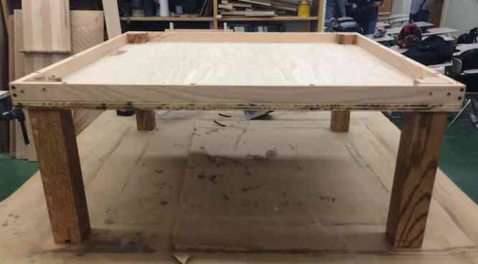 15-Yr-Old’s Shop Class Table Stuns DIYers Around The World