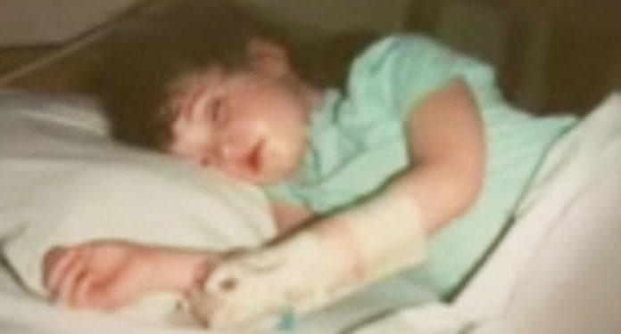 Girl Sent Home By Doctors To Pass Away Peacefully, Jesus Calls to Her, A Miracle Happens!