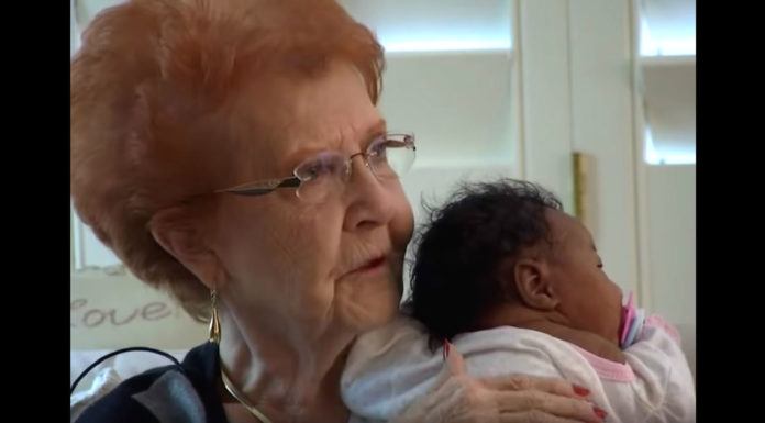 Airline rejects letting dad and newborn baby on plane so widow takes them home