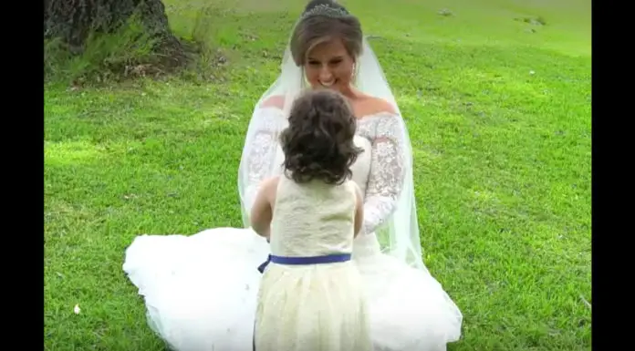 Bride’s Special Bond With Flower Girl She’s Never Met