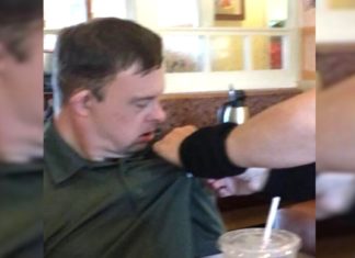 Man With Special Needs Gets Surprise From IHOP Waitress