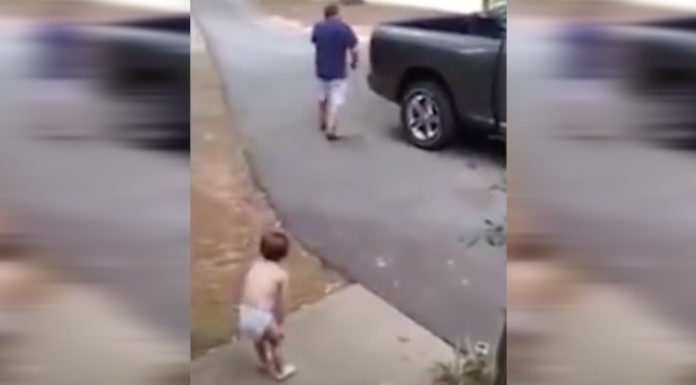 Toddler Spends 3 Solid Minutes Telling Dad He Loves Him, But Dad’s Reaction Will Melt Your Heart.