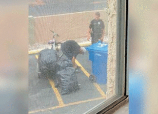 Officer’s Generousity For The Homeless Was Caught On Camera