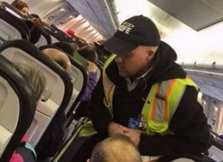 After Plane’s Delayed, Woman Snaps Pic Of What Crew Was Up To