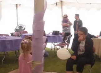 Little Girl Sings For Her Mother With Cancer And It Goes Viral