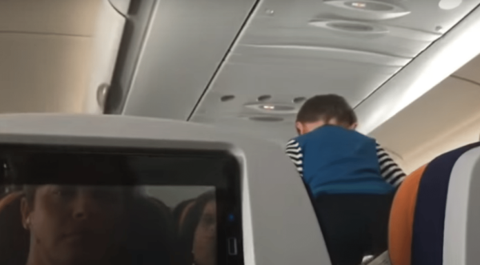 Passenger Records Boy Throwing Tantrum Throughout Eight-Hour Flight