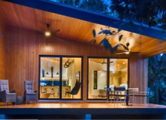 Son builds aging father a cozy tiny home to keep him close and still live independently