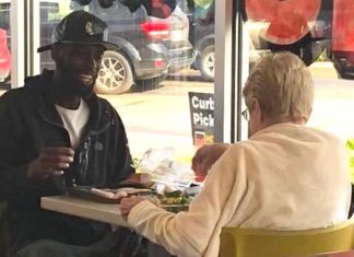Strangers Enjoying A Meal Together At McDonald’s Touch People’s Hearts Around The World