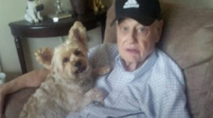 Woman Puts Dad With Alzheimer’s On A One-Way Flight To Denver Claiming She’s ‘Done With Him’