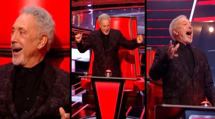 Tom Jones Surprises Audience With Impromptu Performance