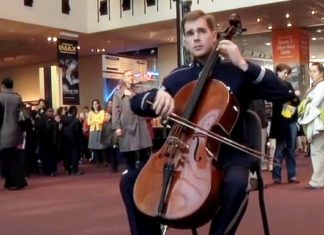 United States Air Force Surprises Everyone With Flash Mob Performance