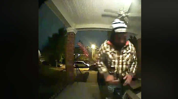 Woman’s Mistake Brings A Stranger To Her Home