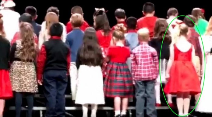 Little Girls Steals The Show During School Christmas Choir