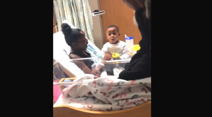 Little Boy Has Heart Melting Reaction To Meeting His Sister For First Time