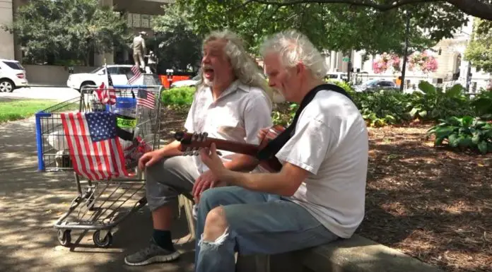 Busker Sings ‘Hallelujah’ In The Streets For Touching Reason