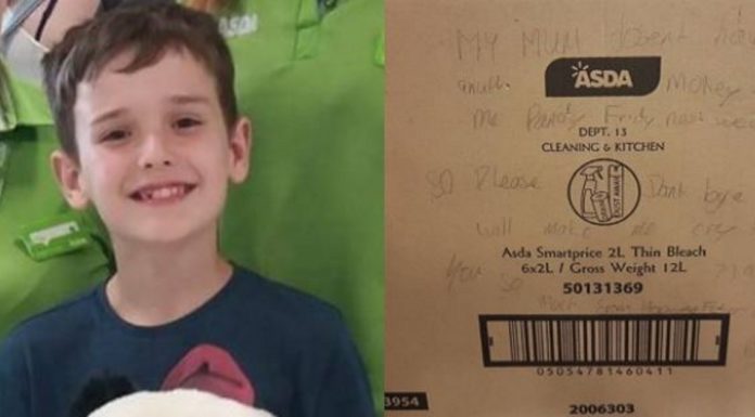 Store Staff Finds Boys Note On Box And Take Action