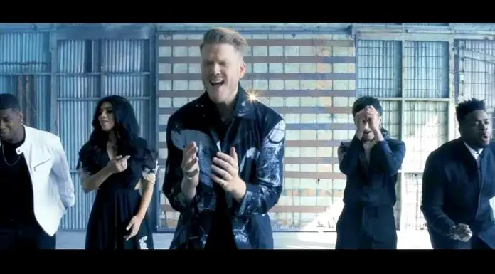 Pentatonix sings haunting “Sound of Silence” quintet