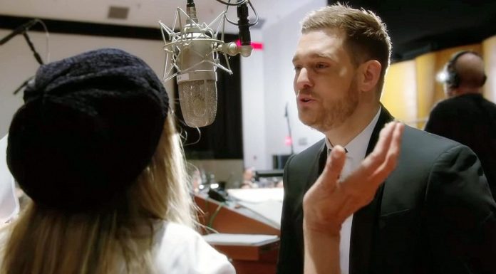 Barbra Streisand sings “It Had To Be You” with Michael Buble