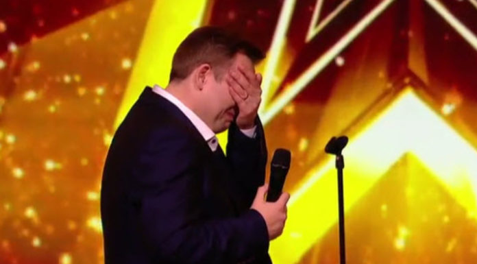 Man sings incredible rendition of Elvis hit that forces the judge to hit the golden buzzer
