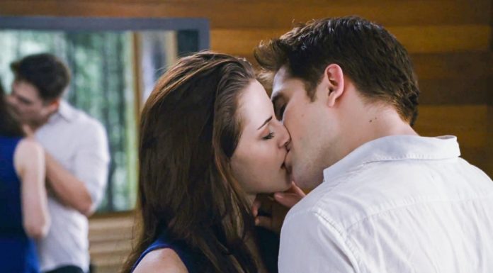 8 things you can learn about someone from a single kiss