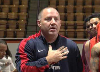 Coach is furious when players disrespect the National Anthem: Now watch the veterans on the left