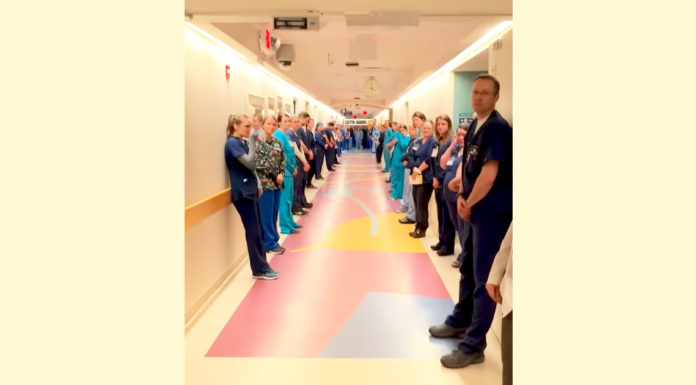 Staff lines and sings “Amazing Grace” as little girl becomes organ donor