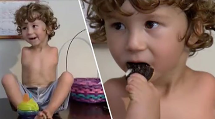 Boy with no arms forced to leave restaurant after manager has a few things to say