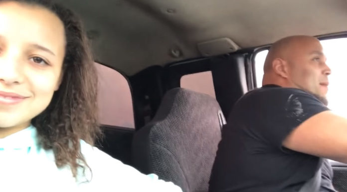 This Singing Dad Stole the Hearts of Everyone Online