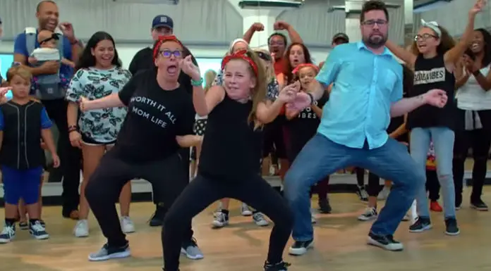 Parents Dance With Kids To Phil Wright’s Choreography At IDA