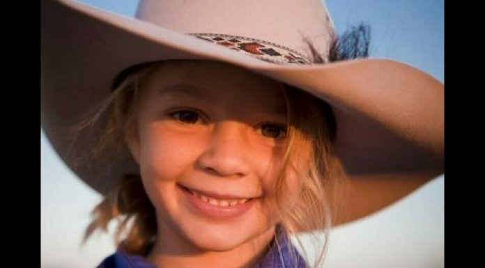 14-year-old girl committed suicide, so father invites bullies to the funeral