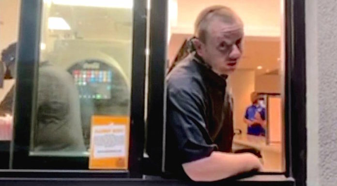 Deaf mom left in tears after being denied service at a Burger King drive-thru