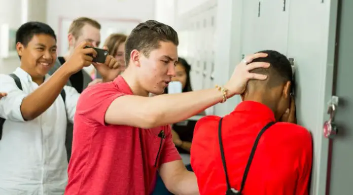 Some towns in US fight against bullying by introducing a fine for parents whose kids bully others