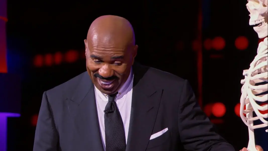 Little girl surprises Steve Harvey with her knowledge of anatomy