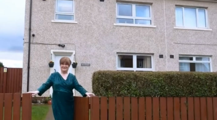 Britain’s sweetheart Susan Boyle gives cameras a tour of her newly remodeled house