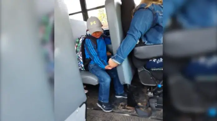 School bus driver doesn’t think photo of her holding boy’s hand is a big deal until police see it School bus driver doesn’t think photo of her holding boy’s hand is a big deal until police see it
