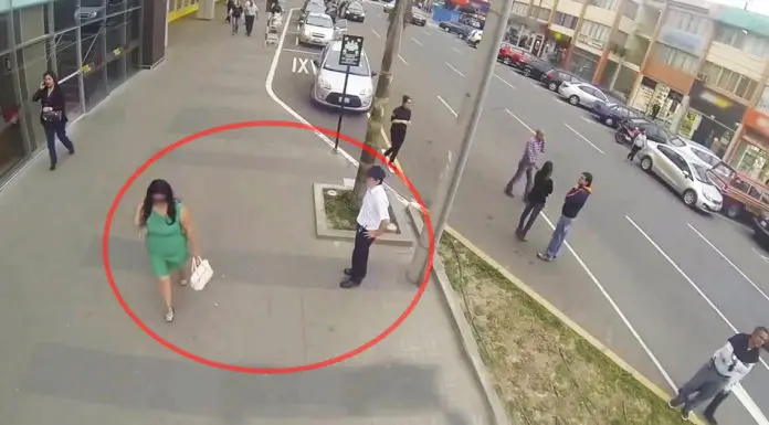 Moms teach their sons who harass women on the streets a lesson