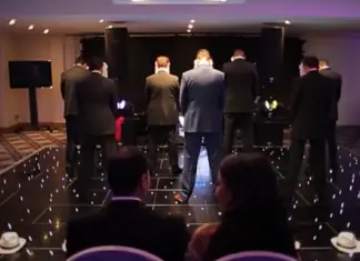 Bride’s 7 brothers perform epic wedding dance that stole the hearts of more than 18 million people