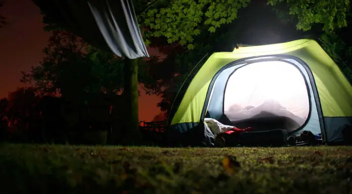 My punishes daughter for offending a homeless man by making her sleep outside in the cold for a night