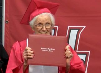 94-year-old lady receives her high school diploma 77 years after dropping out of school