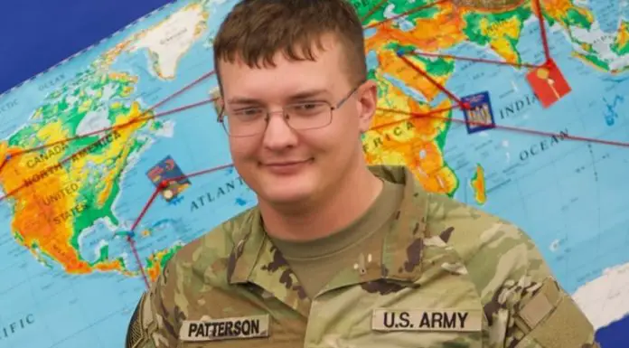 After a yearlong deployment, soldier surprises his 3 kids with school visit