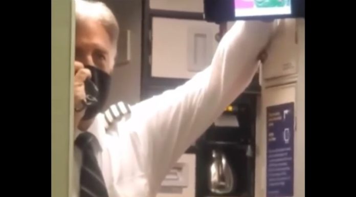 Viral video shows pilot dedicating his last flight to 13 US Service Members killed in Afghanistan