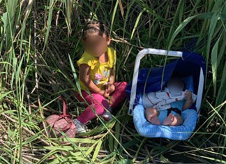 Border agents discover 2-year-old girl and a 3-month-old boy abandoned along a riverbank