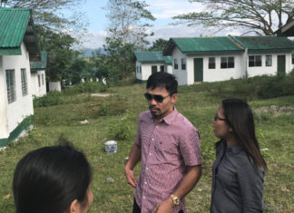 Octuple boxing champion Manny Pacquiao builds 1,000 homes for the poor in the Philippines