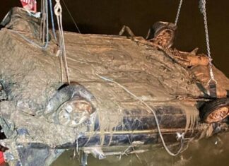 The car of a woman who disappeared with her daughter 23 years ago has been discovered