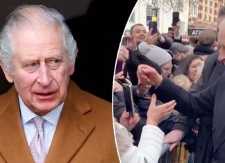 King Charles has all royal fans saying the same thing after surprising greeting with members of the public