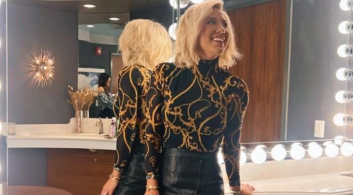 Savannah Chrisley shares quote about happiness not being the same without her father, who continues to serve prison sentence