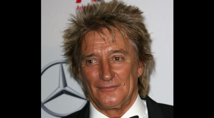 Inside Rod Stewart’s $70 million mansion – the incredible details will leave you breathless