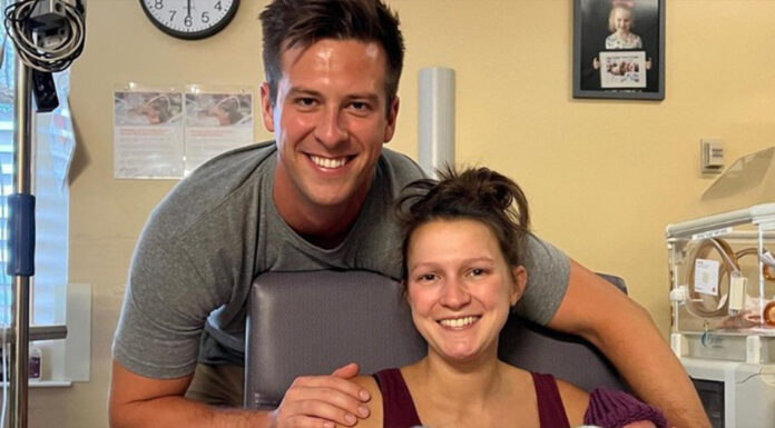 Woman is rushed to the emergency room with severe stomach pains. When the doctors examine her, they immediately call for help