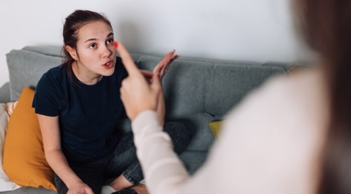 Teen daughter disowns mother in favor of cheating dad – years later she comes back begging